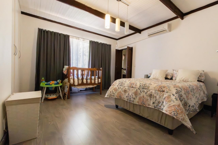 5 Bedroom Property for Sale in Protea Park North West